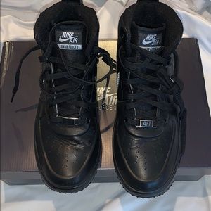 Weatherproof Air Force 1 High Tops YOUTH 5.5